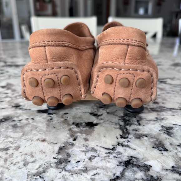Coach Nicola Suede Driving Loafers Tan - Picture 4 of 9
